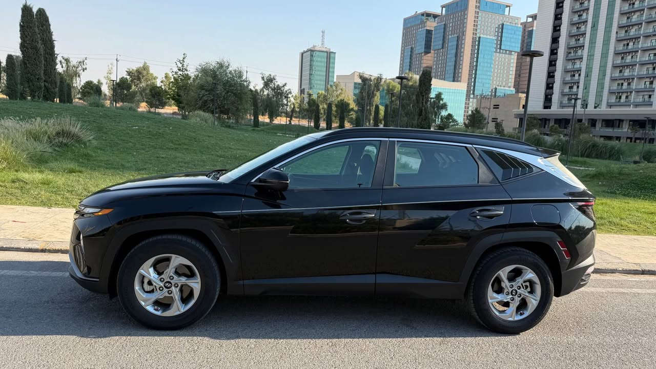 توسان 2022 
المواصفات
تو ويل امامي المرغوب صرف بانزينها اقل
محرك 4 سلندر 2500 تنفس طبيعي
بصمة تشغيل
شاشه 
تحكمات ستيرن
مثبت سرعه ذكي
رادار امامي وجانبي 
تحديد مسار
نقاط عمياء
اشاير بالمري
تشغيل عن بعد
اوتو هولد
اوتو ستارت
بريك طوارئ تلقائي
كامرة خلفيه
تحذير تصادم امامي وجانبي
سايد بريك بصمه
تبريد خلفي
مقعد السائق كهربائي
تدفئة بالمقاعد
ويل 17 والتايرات KUMHO
وبيها بعد مواصفات
السياره ماشيه 100 الف كيلومتر قابل للزياده
هزة 100‎%‎ وسنوية جديده
حادثها بابين صبغ موضح بالصورة
وبيها بارد بقبغ الصندوك مال نقل
بجم امامي خلفي كبس
تحويل مباشر بنفس اليوم
مكاني اربيل
السياره كلش نظيفه وعلى ايدي
السعر 178 وبيها مجال
رقم الشاصي 5NMJB3AE1NH123128

واتساب وخط *********** أربيل, العراق
