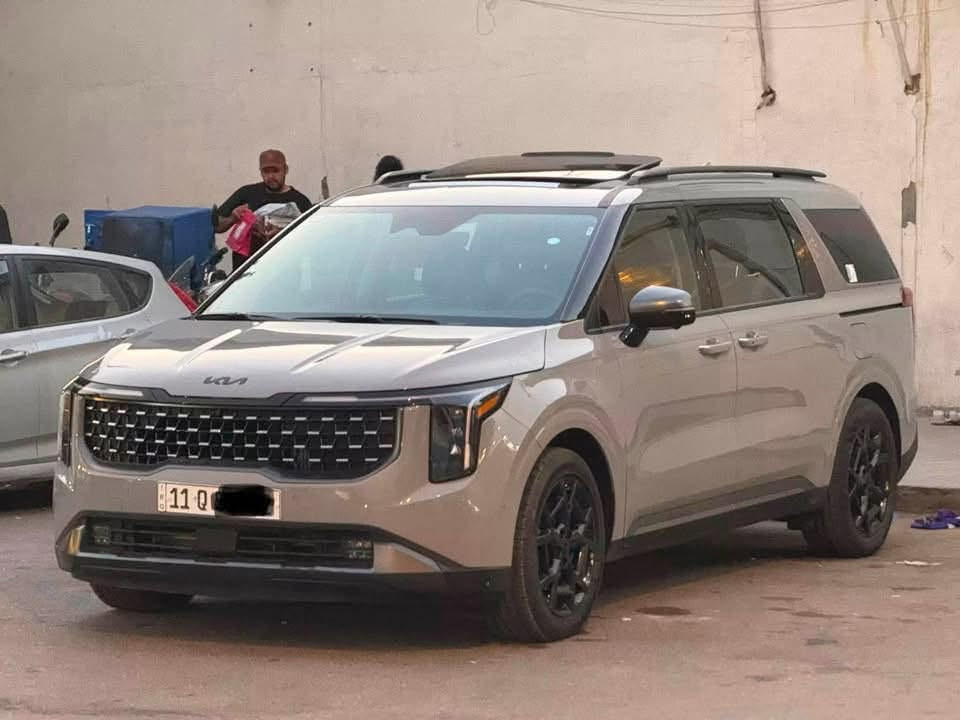 ياالله
السلام عليكم

كيا كرنفال هايبرد 2025 SX برستيج بلاك ادشن وارد امريكي 

Kia Carnival Mpv Sx Prestige 2025 1.6 Hybrid  

‏                  Hybrid حجم المكينه : 1.6 تيربو + هايبرد 

         المسافه المقطوعه : ٤٥ الف كيلو  

            الضرر : موضح بالصور 

حالة الايرباك : كشن + برده 

#مواصفاتها 

1.شاشه امامي + شاشات ايباد خلفيه

2.كامرات 360

3.بصمه

4. بنوراما فتحتين

5.ويل كب اسود

6. تشغيل عن بعد

7.حساسات خلفي امامي

8.بيبان كهرباء

9.لايتات لد

10.لايتات زنون

11.بكلايتات لد

12.اشاير بالمري

13.رادارات 360

14.كشنات جلد اسود

15.ثلاث قطع تبريد

16.هيترات بالكشنات حار بارد امامي خلفي

17.هندبريك بصمه

18.شحن وايرليس

19.هيتر بالاستيرن

20.كشافات 

21.مري شفط

22.كشنات كهرباء امامي خلفي

23.كشن السايق ميمري

24.تحديد مسار

25.نظام ايكو سبورت عادي

26. شاشات خلفية ايباد

27.كامرات محيطية داخل السياره

فول موصفات 1/1 جاهزه مرقم بغداد

السعر  ٢٧٥٠٠$  

المكان في كربلاء حي الحسين  

       موبايل

 ***********

   ***********
