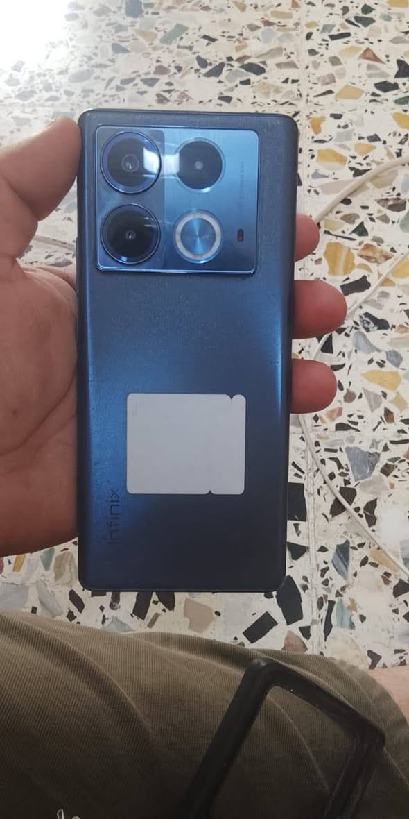 سلام عليكم جهاز للبيع نوت 40 برو الاستفسار الاتصال ع رقام التاليه *********** او ***********

