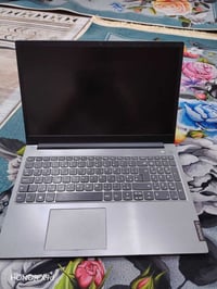 لابتوب • i7 الجيل العاشر • ٨ جيجا رام