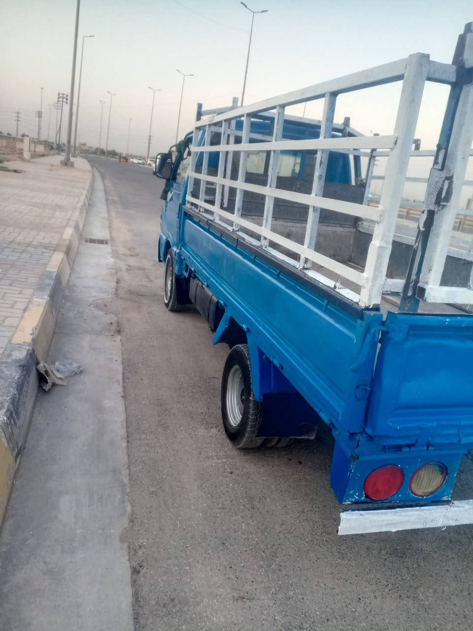 سلام عليكم كيه بنكو موديل 96سيارةمكفولةكفالةعامةمن ضربةوصبغ من مكينةوكيروكسن وشاصي ورقم شاصي وحداديه سيارة نضيفة بمعنه الكلمة سيارة اليوم صاعدة هزة وتحويل سياره ثاني يوم مكان كربلاء سيارة *********** السعر 44وبيه مجال قليل
