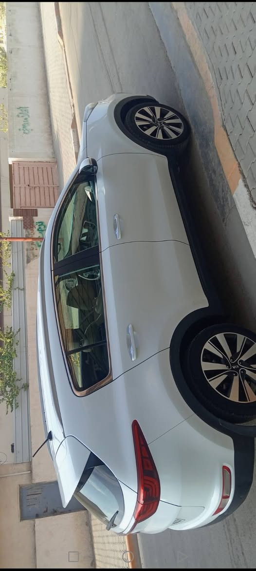 كيه سبورتج للبيع موديل ١٩ بغداد بسمي انكليزي سياره مابيهه صبغ كفاله ماشية ٩٦ سكن بغداد مبايل *********** ***********
