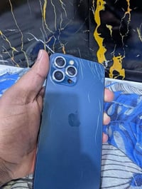 آيفون ١٢ برو ماكس • مكسور ضهر • اصلي شرق الاوسط