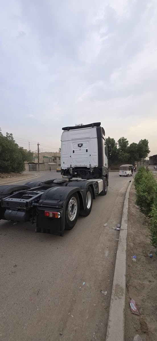 السلام عليكم 
اكتروز وحش  موديل 2017 للبيع 
حجم 2542 فول مواصفات 
فصل وربط وراه عربانه فلات سليمانيه 
مكان سياره بغداد الفضيليه 
السعر 475 ورقه 
رقم تلفون *********** 
***********
