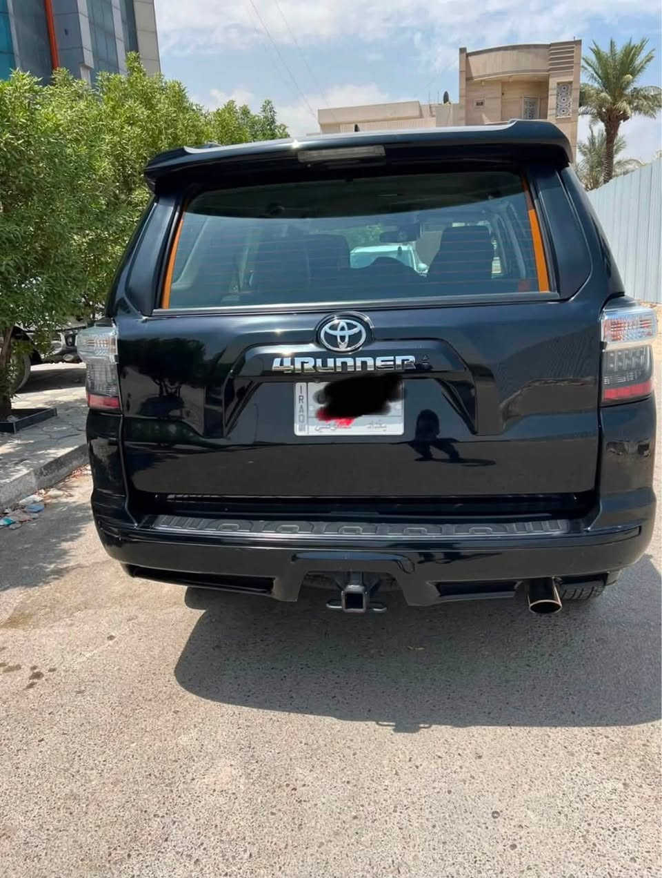 � للبيع تويوتا 4Runner TRD Sport

▪️ الموديل: 2022
▪️ وارد أمريكي
▪️ المسافة: 100,000 كم
▪️ فور ويل – دفع رباعي
▪️ ويل 20 إنج
▪️ خمسة راكب
▪️ مغلّفة حماية PPF
▪️ مجهزة بـ شاشات خلفية
▪️ رقم بغداد وباسمي
▪️ الضرر السابق موضح بالصور
📍 مكان السيارة: بغداد – زيونة

💰 السعر: 30,000 دولار

للاستفسار والتواصل:
📞 ***********
