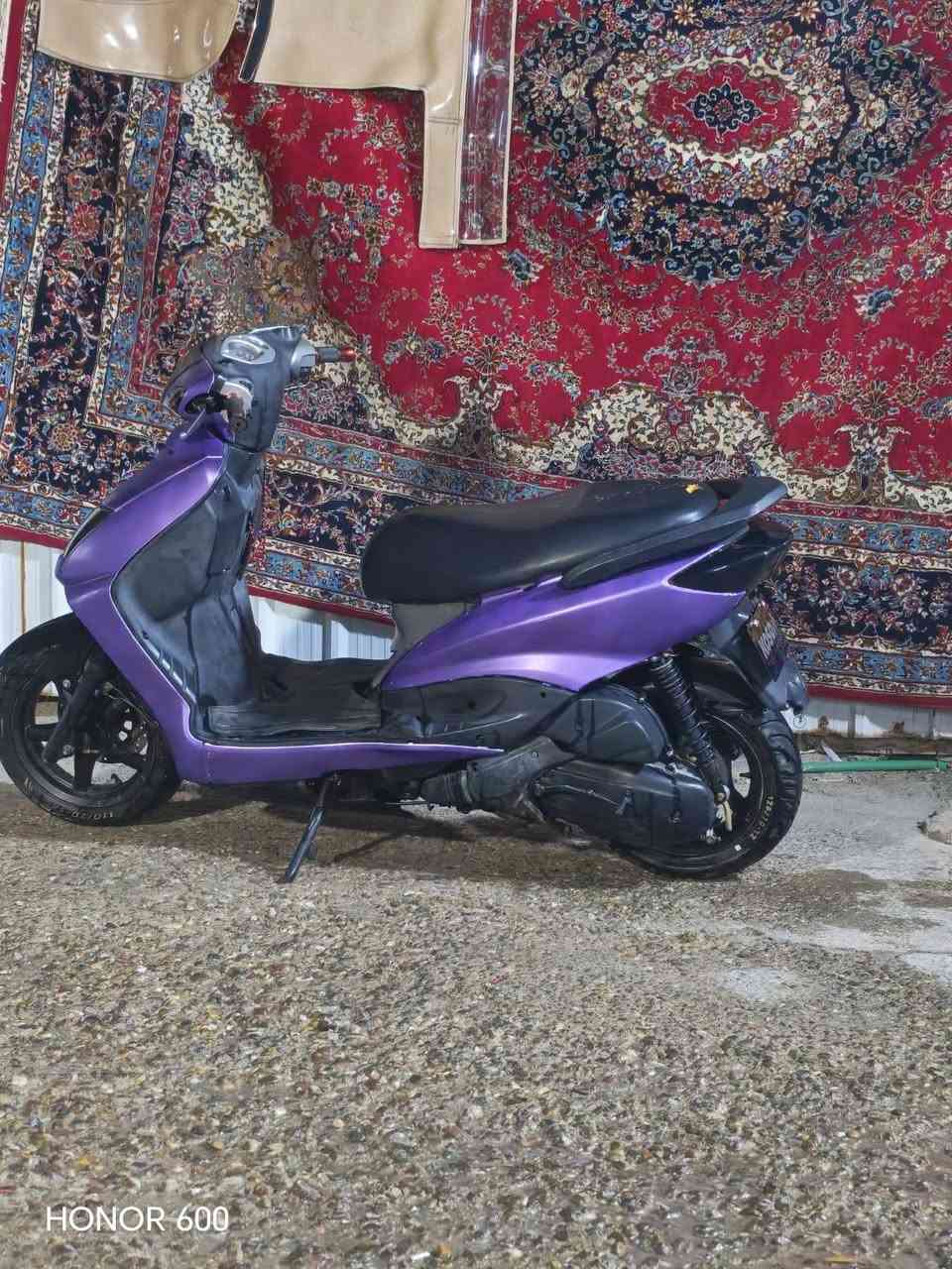 سكنس نثيه • مكينه ما مفتوحه • ابيض