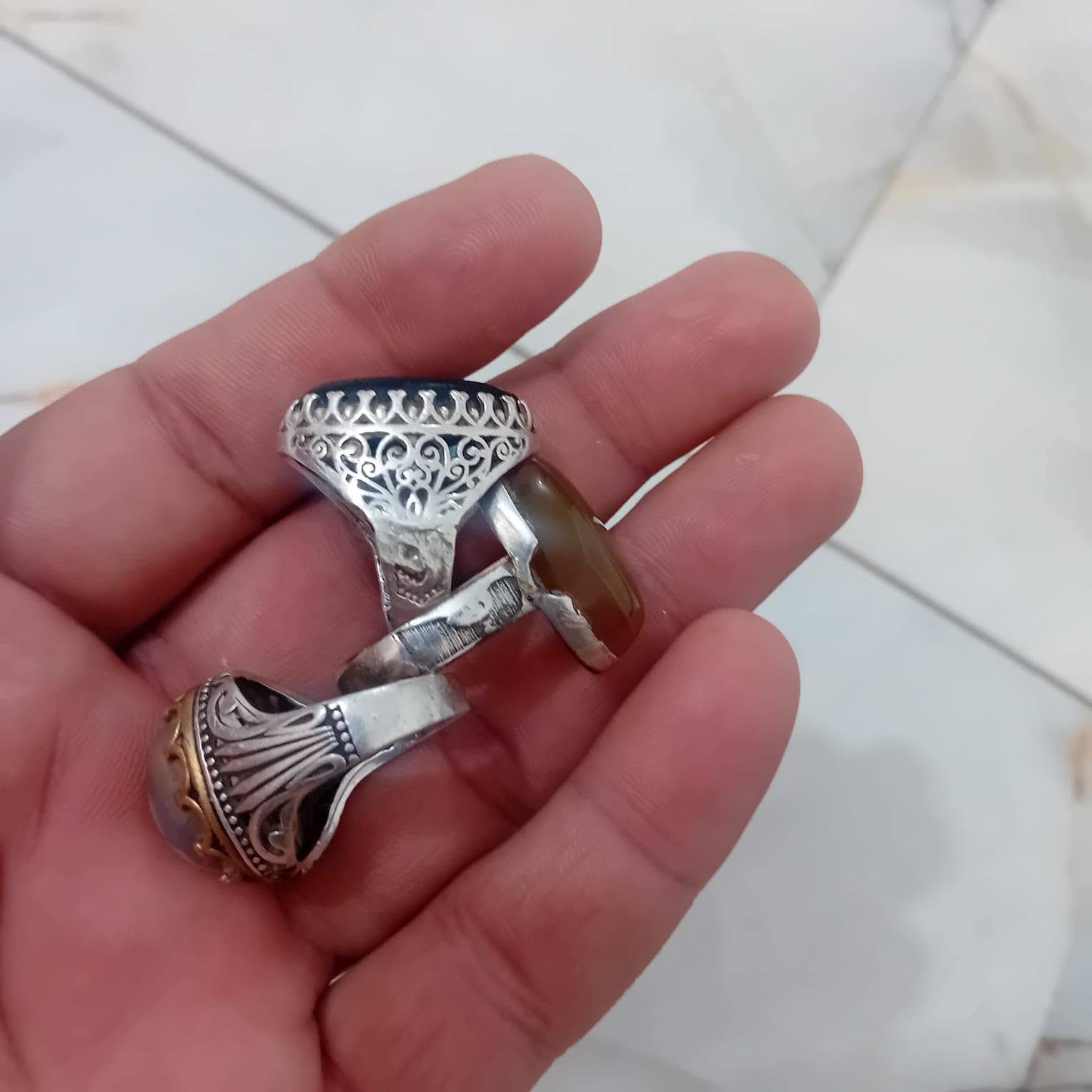 لبيع
***********
