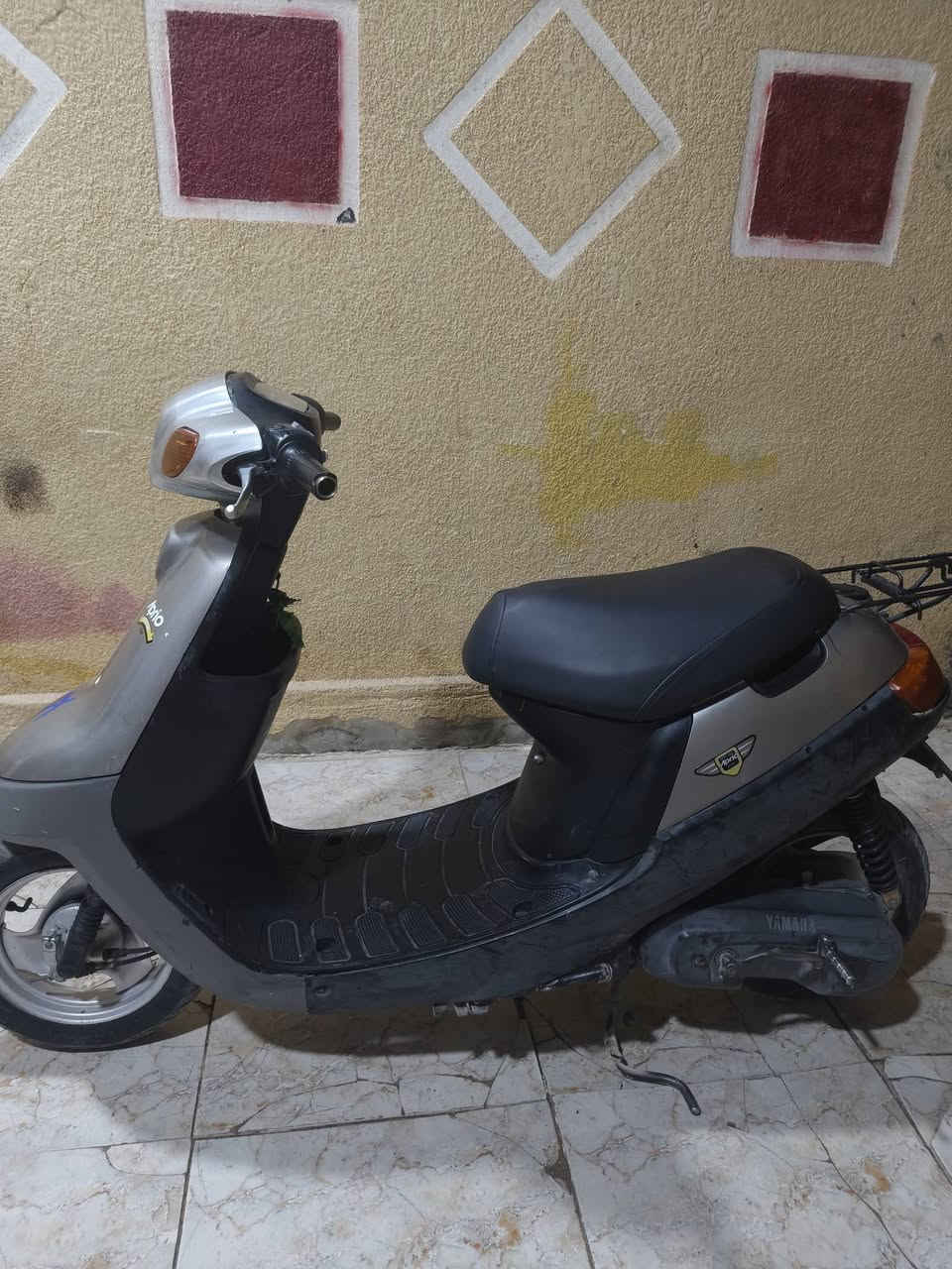 سلام عليكم دراجه بطه ياماها موديل 99 محركهه مامفتوح وناعمه سلف شغال كلوباتهه شغاله الشاير شغاله جنطه تنقفل عوزهه باتري لئن باتريهه زين بس تعبان.. سعرهه 350 وببهه مجال حك جيه مكاني كربلاء المن داخلي شارع سكلات اتصل على هذه رقم لشراي ***********
