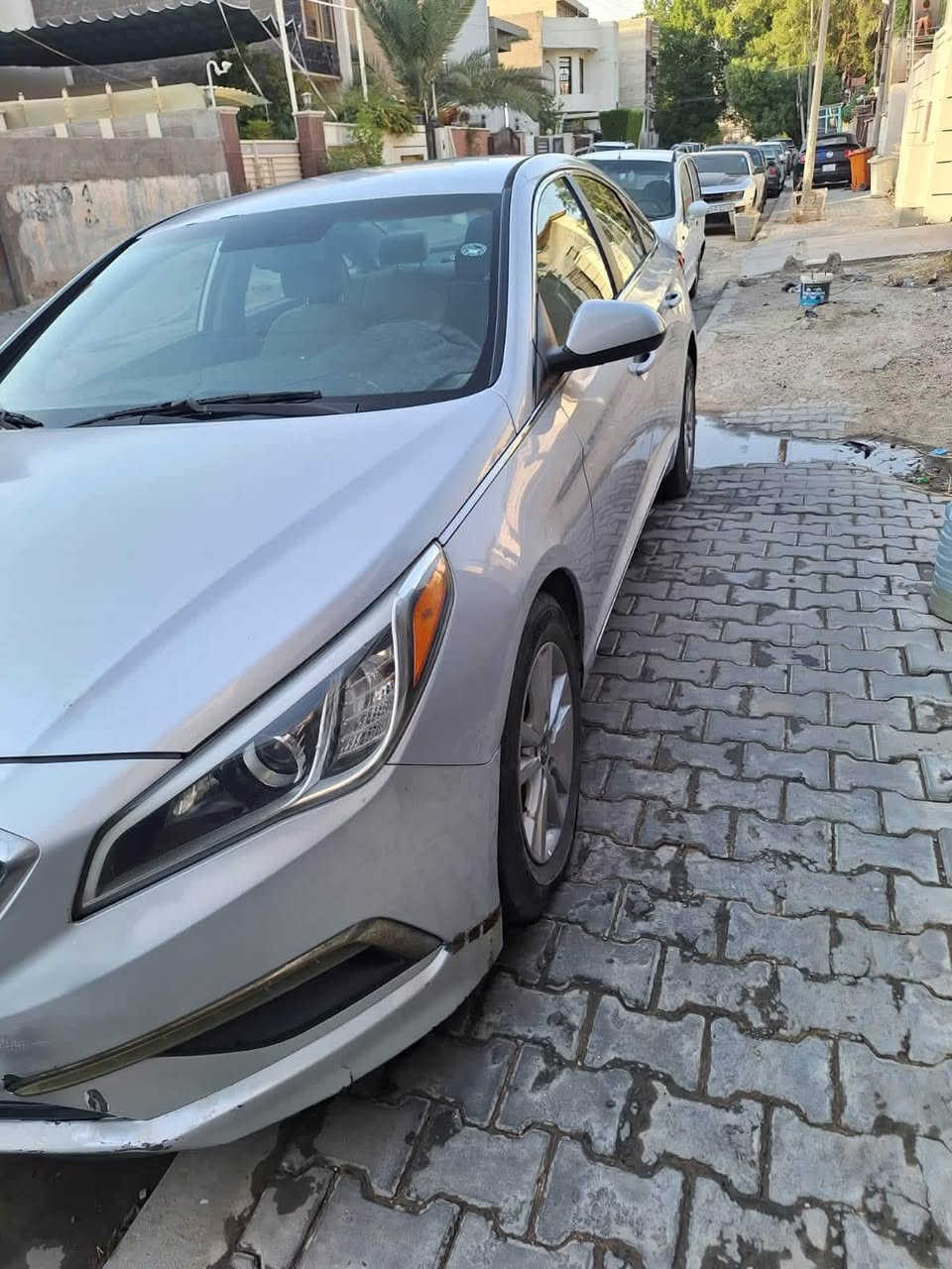 السلام عليكم 
سوناتا موديل 16 
وارد امريكي 
سعر 110 ورقه 
مكان اعظميه 
***********
