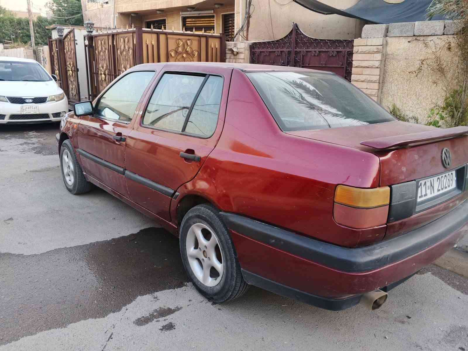 سلام عليكم  سياره كولف موديل 93
كير محرك  خير من الله  كهربايات شغاله  
حداديه خير من الله  تبريد ثلج سياره ماناقصهه  شي  سنويه 30بسمي سياره 
مداور ثاني يوم  
مكان سياره بغداد الشعله 
السعر 33وترهم مراوس حسب لقناعه 
***********
