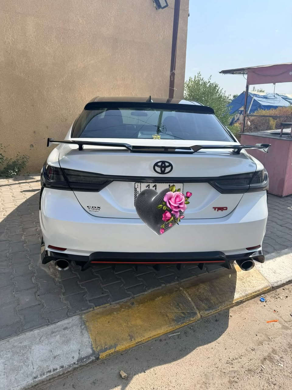 Toyota Camry TRD 2022
محرك 6 سلندر 

رقم بغداد باسمي

لون ابيض قمارة اسود توكلر

ماشي. 82 الف كيلو 

كشنات مختمة TRD

سستم صوت JBL دمام

بكلايتات كله لد 

الضرر بنيد وجاملغ

راس شاصي تعديل 

 وبيها طخه بسيطه بين الجاملغ الخلفي والباب الجهة اليسرى

تفاصيل اكثر هذا 👇

***********  بي واتساب

السعر 165 وبيه مجال  

مكان سياره بغداد

صور الحادث بالمنشور
