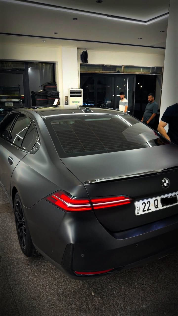 بي ام 530i 2025 كلين ماشية 36 مايل مغلفة ppf طافي ضمان 10 سنوات والسيارة فول بصمتين وكارت داتا شو خمس كامرات ومعروفة مواصفاتهة للأستفسار الاتصال *********** مكاني البصرة
