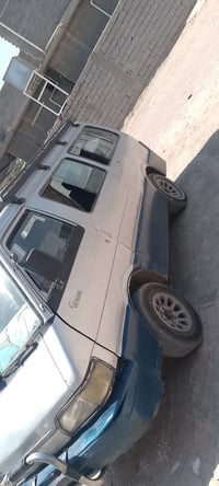 كيا بستة • ١٩٩٤ • نضيفة