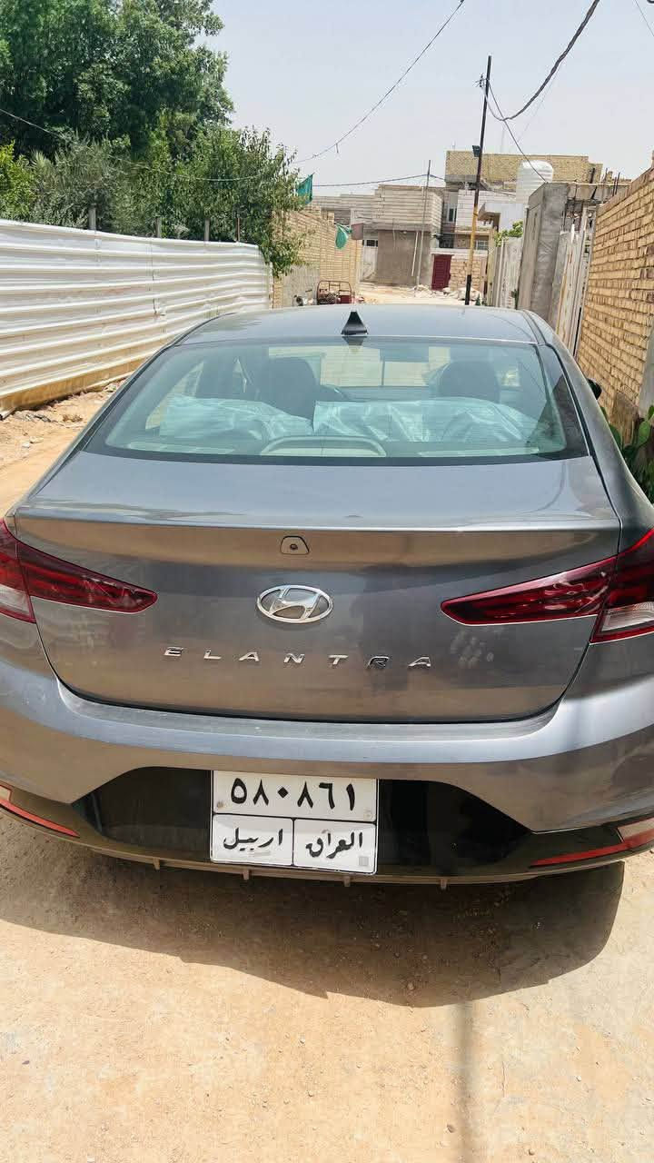 سلام عليكم النترا 2019  وارد امريكي رقم اربيل باسم كردي مو شركة حادث  جاملغ وبنيد  وصور الحادث موجودة والسونار موجود 
محرك 2000 Doch 
-كاميره  خلفية 
رادارات 360 درجة ( امامي جانبي خلفي ) تمنع التصادم الامامي والجانبي والخلفي
-تحكمات ستيرن 4 جهات 
- 3 وضعيات قيادة ( عادي سبورت ذكي ) 
- مثبت سرعة ذكي 
-شاشة اصلية كبيرة      
-لايت زنون  
- كير اوتماتيك و S وعادي 6 نمر AT المرغوب
-تحديد مسار وقيادة الية 
124 وبيهة مجال  مكاني  كربلاء طوريج
***********.
