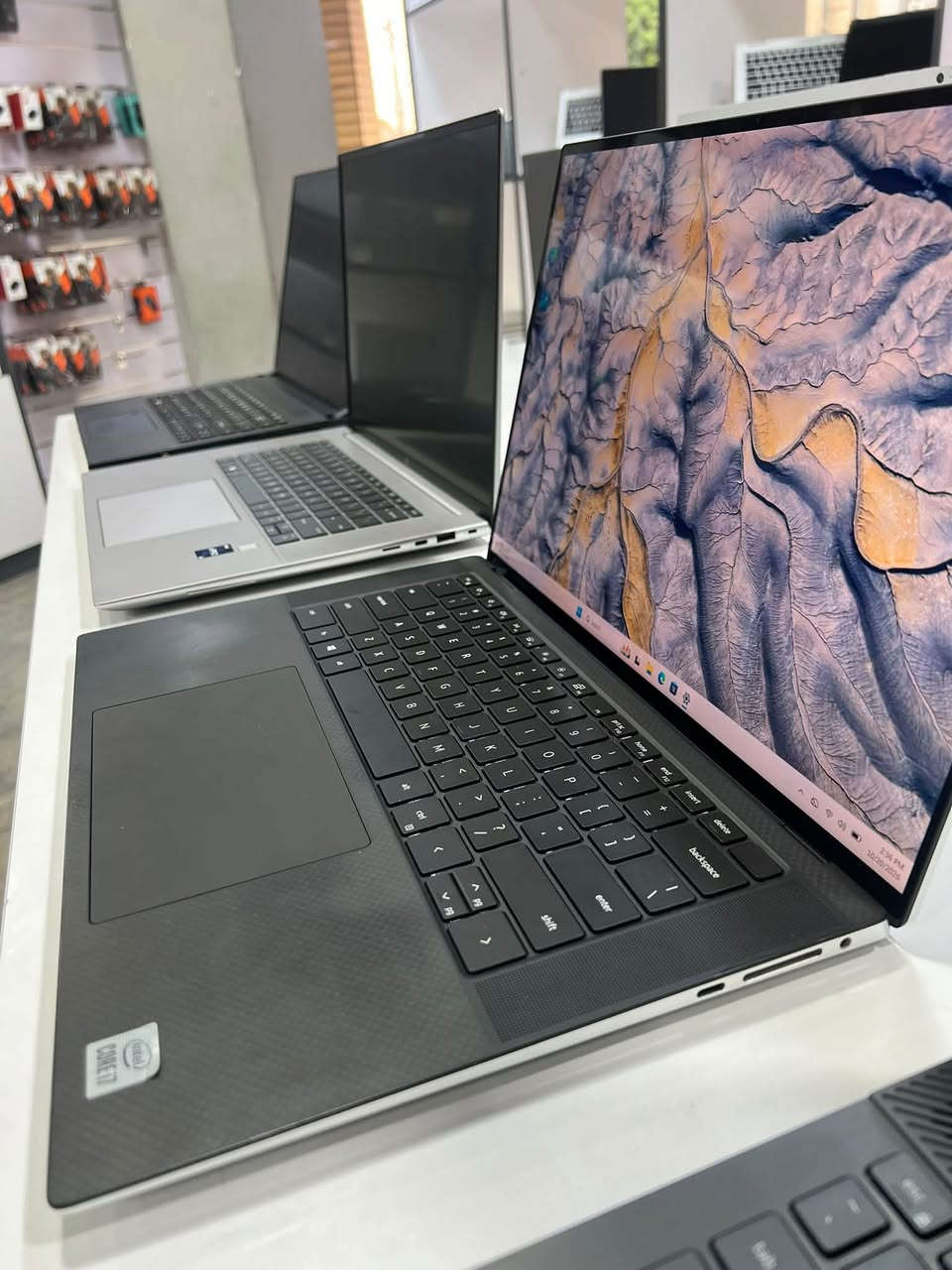 ديل XPS • i7-10750H • GTX 1650 Ti