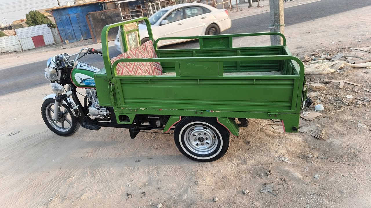 السلام عليكم ستوته للبيع 23 طالعه بال 25 ستوته جديده فول ما بيها نقص مال جناي مكان قرنه***********
