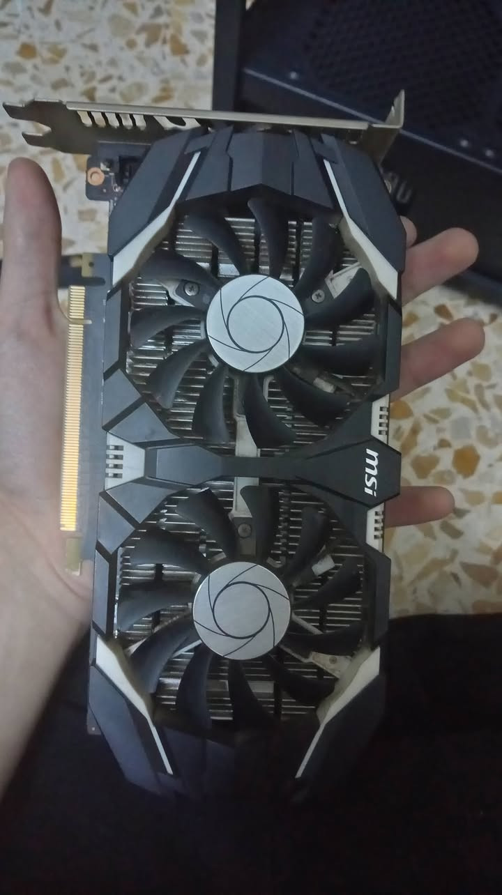 سلام عليكم
مكاني كركوك. رقمي *********** 
كرت شاشة gtx 1050ti 4gb نسخة msi
وياها ssd nvme 128gb
با 115 الف وياه توصيل قفل
