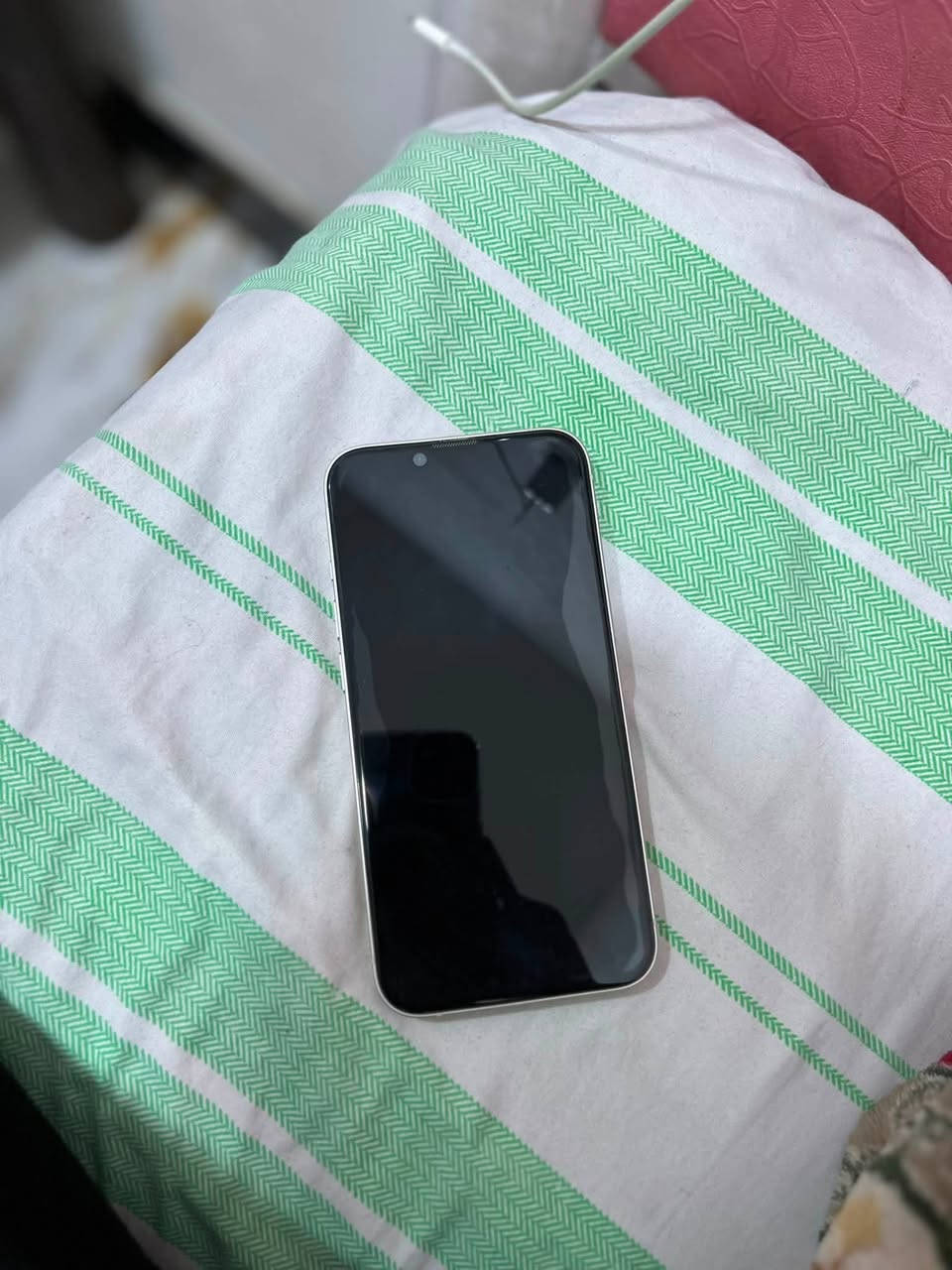 السلام عليكم 📱 للبيع آيفون 13 عادي – 128GB
الجهاز نظيف جدًا

غير مفتوح نهائيًا

ذاكرة 128GB

صحة البطارية 86%

كاميرات ممتازة وتصوير 4K

أداء سريع وسلس

شاشة Super Retina XDR

Face ID شغال

يدعم 5G

منفذ Lightning

 

السعر:  خــاص 

للاستفسار: ***********
