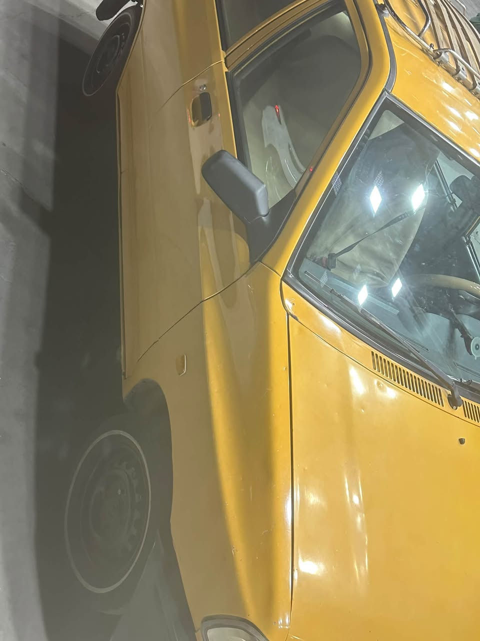 لبيع سايبه موديل 17 جاهزه كهربائيه كل شغاله تبريد ثلج بيه شاصي ليمن ملحوم وليسر فطر بصيط ملحوم ومزفت سياره جاهزه كبل لشارع كلفه لا تنقيص ولا تبخير العنون بغداد البلديات تصال ***********
