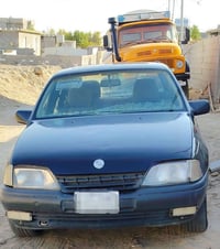 اوبل اوميغا • ١٩٩٢ • كير عادي