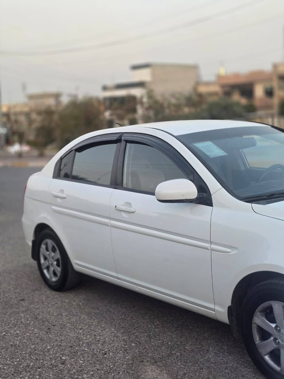 سياره للبيع 
هونداي اكسنت2010
وارد امريكي 
ماشيه  189 حقيقي
الضرار نص الباب الي وره السائق معدل عل بارد وراس البوند معدل عل بارد
الكير ومحرك شرط لانفخ ولاصرف وحجم المكينه 16 من الشركه ول تبريد شغال 
***********
***********

