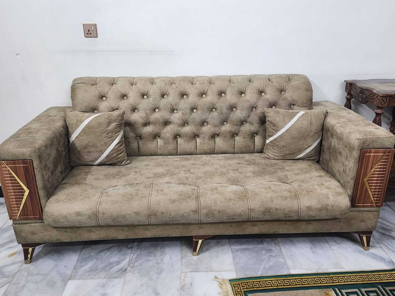 ثلاجة • لا تفاصيل