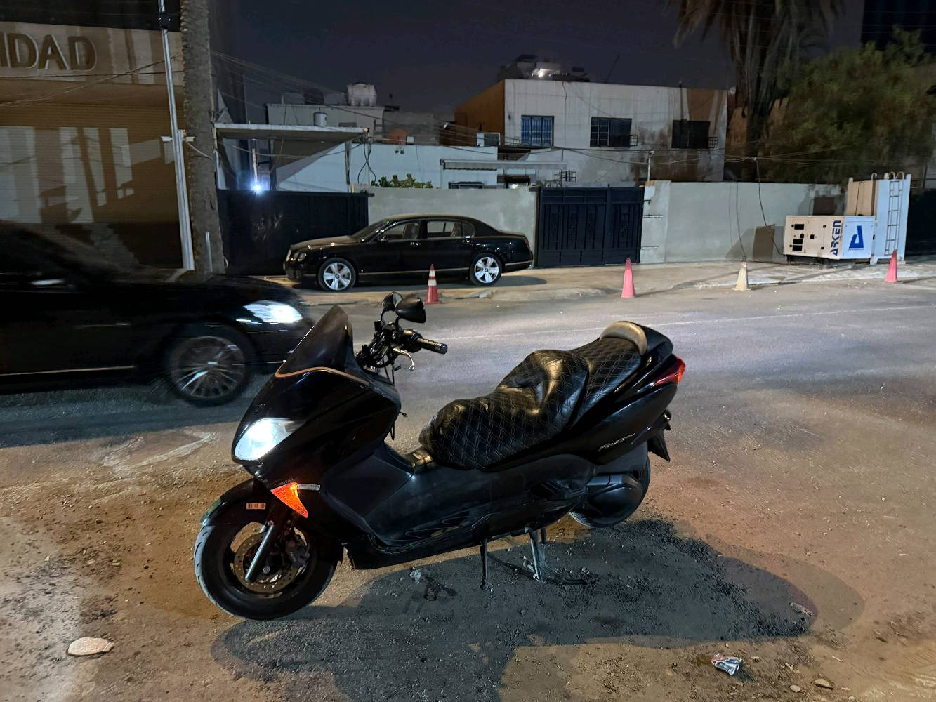 السلام عليكم درجة للبيع فورز صفر 9 الدرجة بصمة 🫆 خير من الله الدرجة نضيفة عوزهة بس دسكات مال بريك خلفي فقط السعر مليون ومية وبيها مجال تصال وتساب   مكاني الكرادة العرصات ***********