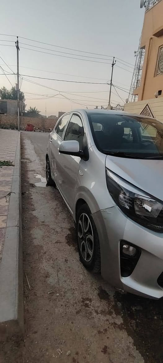 السلام عليكم بيكانتو ٢٣ لون سلفر خليجي بيها طخه باب الصدر بي بارد مكينه ٤ سرندر المرغوب رقم قادسيه باسم موظف بالصحه بالديوانيه السعر ع الخاص اتصل ع الارقام  ٠٨٧٠٤٣٦٧٢٦١ و ***********
