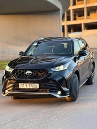 هايلاندر • XSE AWD • ٧ راكب