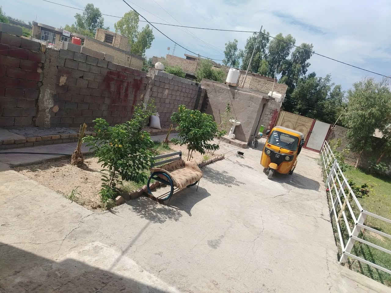 بيت للبيع مساحه 600.قرب الجسر الفرنسي زراعي سند 25....... ***********
