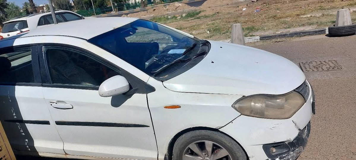 سيارة فلاوين محور كورلا ٢٠١١ 
مكان السيارة بغداد قرب مستشفى اليرموك
السعر ٢٩ ورقة  استفسار على الرقم ***********
