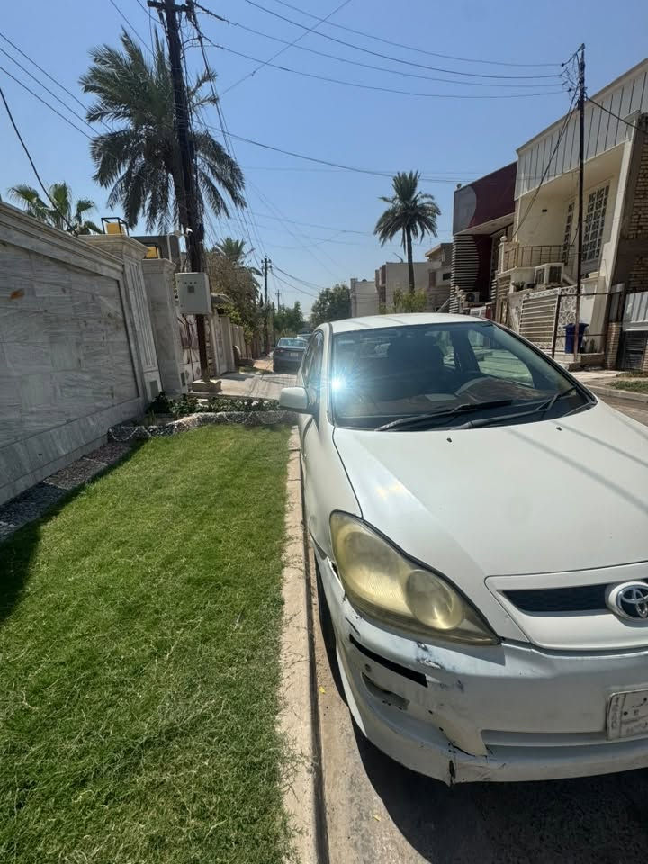 السلام عليكم ابصم 2005

السيارة مكفولة كير مكينة ضربة 

رقم بصرة باسمي تحويل ثاني يوم السيارة منزل مديلها 
بيها نواقص بسيطة دعامية + تبريد الكمبريسر شغال 
 تو ويل السيارة
السعر 100 وبيها مجال بسيط
مكاني ميسان 
***********
