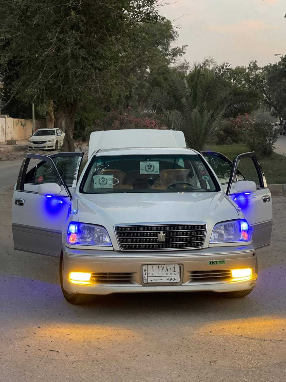 السلام عليكم ..  جنون ( ملكه) للبيع او مراااااوس  بطهه  السعرر  95 وبيه مجالل
رجاان اقره المنشور ياله تخاابر مو تخابرني تكلي شبيه وشبيه
ولي يشوف السعر غالي عليه يجي ياخذه ويروح بلاش بس لا يكسر  بحلال العالم كلشي اكو بلسوك
قرار 48
تحوير نجف فوگ وجوه 

رقم كركوك مفحوصه ومدفوع كمرك وضريبه باقيه علا الرقم وين ميعجبك دك حااسبه 

مكينه ديفور الجبيرر مكينه وكيرر جدد 

شاصي 175

كير مكينه حداديه كله جديد 

✅  ♕  المواصفات ♕

تخمم تاير  جديد 

✅       : 3 دكم   : كرستال اصلل 

✅  مري شفط بلاد  

✅   دمام خلفي  (وبلوتوث بلاد بالشاشه

✅جاام اربعه كهربائي وحساس

✅حساس مانع انزلاق يعني سياره من تفتر تفصل وحدهي 

✅مثبت سرعه

✅ غرفة بيجي

✅ دبل شاشه. 

✅تحكم استيرن 

✅ برده خلفيه 

✅ سستم ايرباك

✅ ويل كب نجمه فره عكس 
 وبعد بيهه مواصفات ماذكرهن 

السعر$  ‏95  $وبيها مجال

سياره كفاله عده كص ربع من كدام الغد مال شاصي هيج كد شبرر مكصوص اثر ضربه ولباقي  مكفول 

العنوان : نجف ابصخير رقم التلفون *********** بي واتساب
