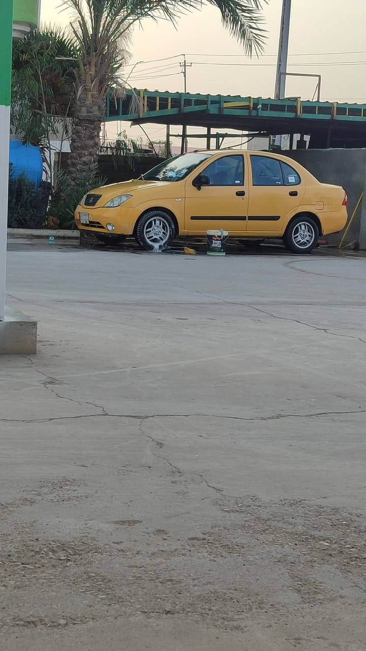 طيبه للبيع موديل ١٦
مكان واسط الكوت 
السعر ٣٦ سياره جاهزه 
***********
