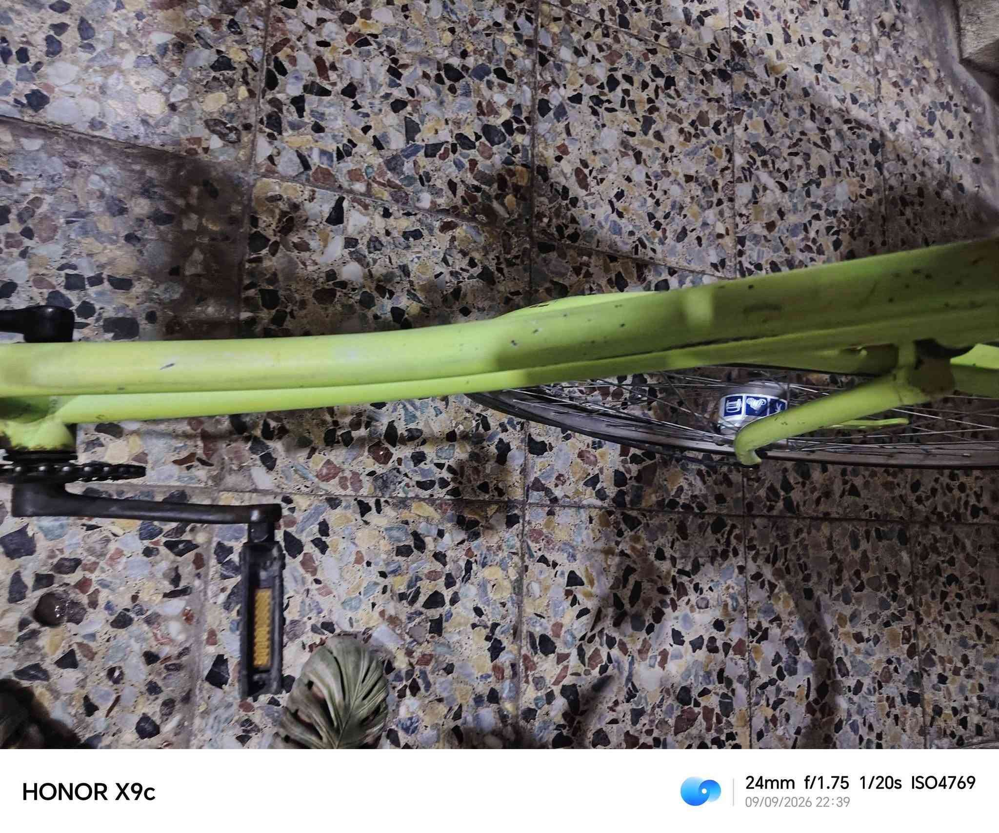 بيسكل بناتي حجم 26للبيع 
نضافه 70
السعر 75وبي مجال 
للتواصل وتساب فقط 
***********
مكاني الدوره

نص مكتوب في الصور:
- HONOR X9c 24mm f/1.75 1/20s ISO4769 09/09/2026 22:39
- HONOR X9c 24mm f/1.75 1/20s ISO4175 09/09/2026 22:39
- HONOR X9c 24mm f/1.75 1/17s ISO3531 09/09/2026 22:39