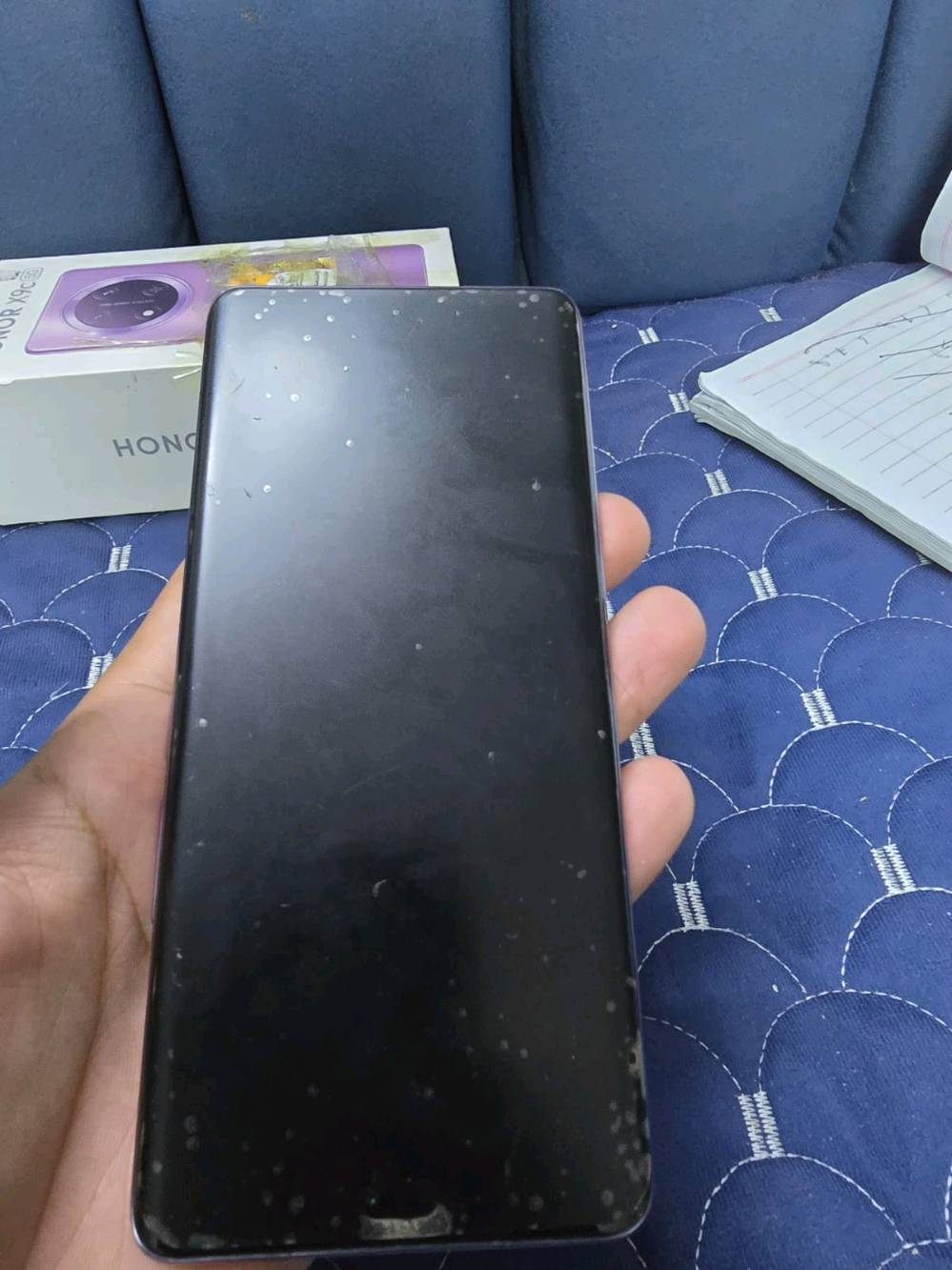 سلام عليكم HONOR X9C 5G سناب دراكون  جهاز جديد كلشي مابي عل فحص مامبدل بي اي شي  كامل ملحقات شاحن وكارتونة وكفر سعر 350$مكاني بغداد لحسينية تواصل واتساب***********