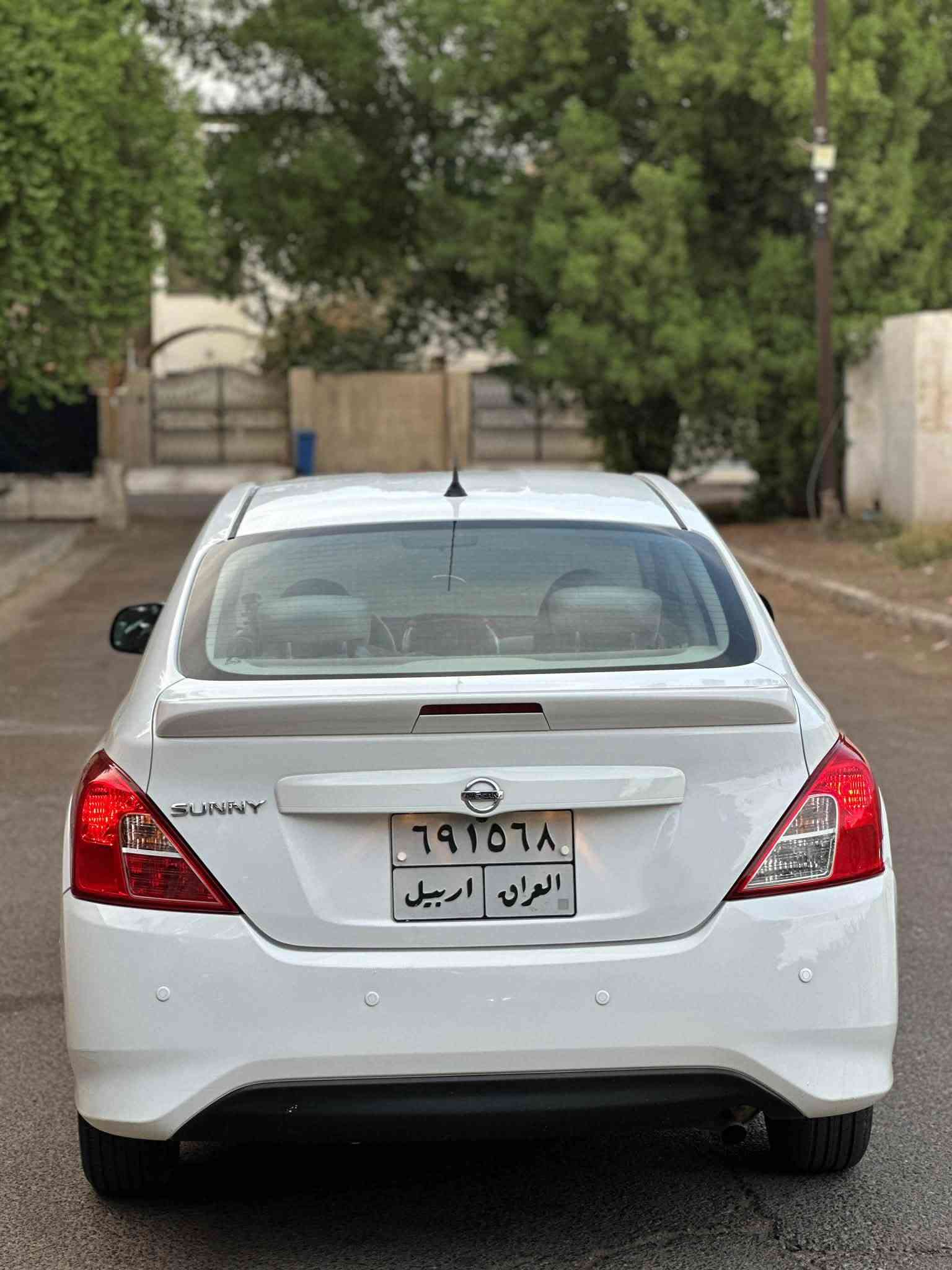 السلام عليكم 
نيسان سني 2022 هندي بليته #زركه
رقم اربيل تريد تحويل تريد وكاله 
كفاله عامه من الصبغ
فقط الدعاميه الاماميه صبغ
ماشيه 43 
كير ومحرك كفاله  
حداديه اماميه خلفيه وتخم تاير ووياله جدد
منضومة تبريد اله ثلج ومعروف السني بالتبريد
شاشه تاب اندرويد
كامرا خلفيه
مانع تزحلق
تحكم استيرن 
داخل بيجي 
غرفة السياره جدا نضيف
السياره جديده وخير من الله 
بيه 3 مكانات بارد جدا خفيفات وزغار 
السعر 108 وبيه مجال
السياره جاهزه كير ومحرك وحداديه وتبريد ومثل الصور
عنواني بغداد
***********
