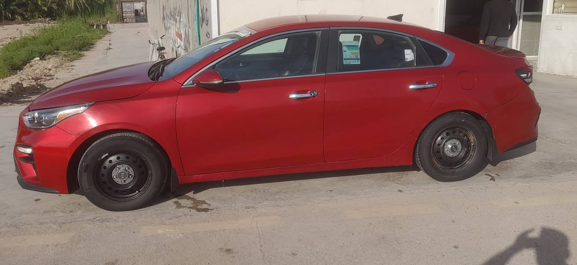 سلام عليكم فورتي موديل ١٩ فول مواصفات بسمي 105وبيه مجال العنوان واسط الزبيديه الاستفسار على هذا الرقم  ***********
