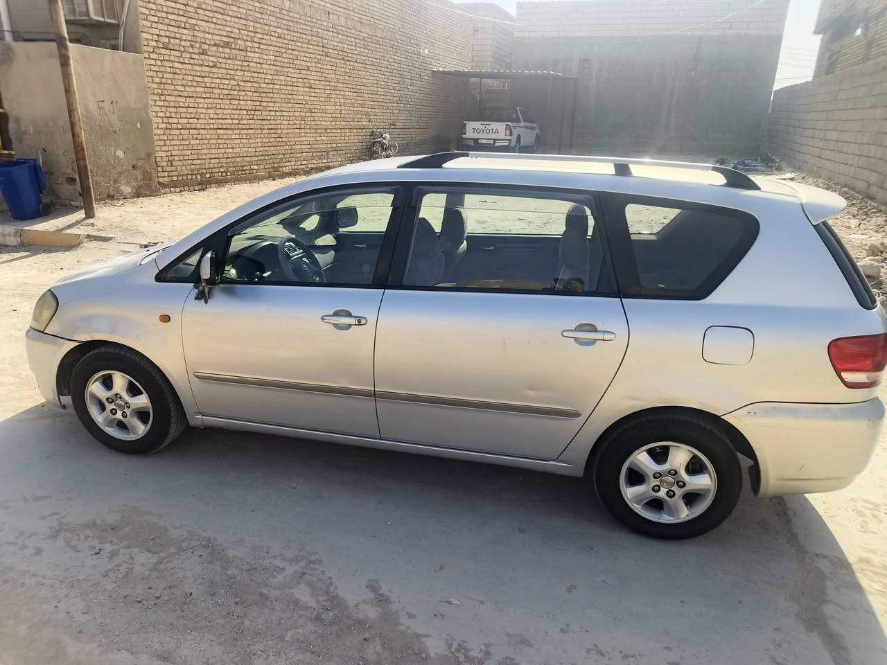 سلام عليكم ورحمة الله وبركاته سياره ابصم مديل 2002 كير مكينه كفاله عامه توني شادهن ترايك وين ما تريد  السياره بسمي دواخل بيجي تايرات توني شادهن مكان السياره ناصريه سيددخيل السعر 100 وبيه مجال الشرايع يخابرني وبي خير ويدلل رقم الهاتف ***********   ***********
