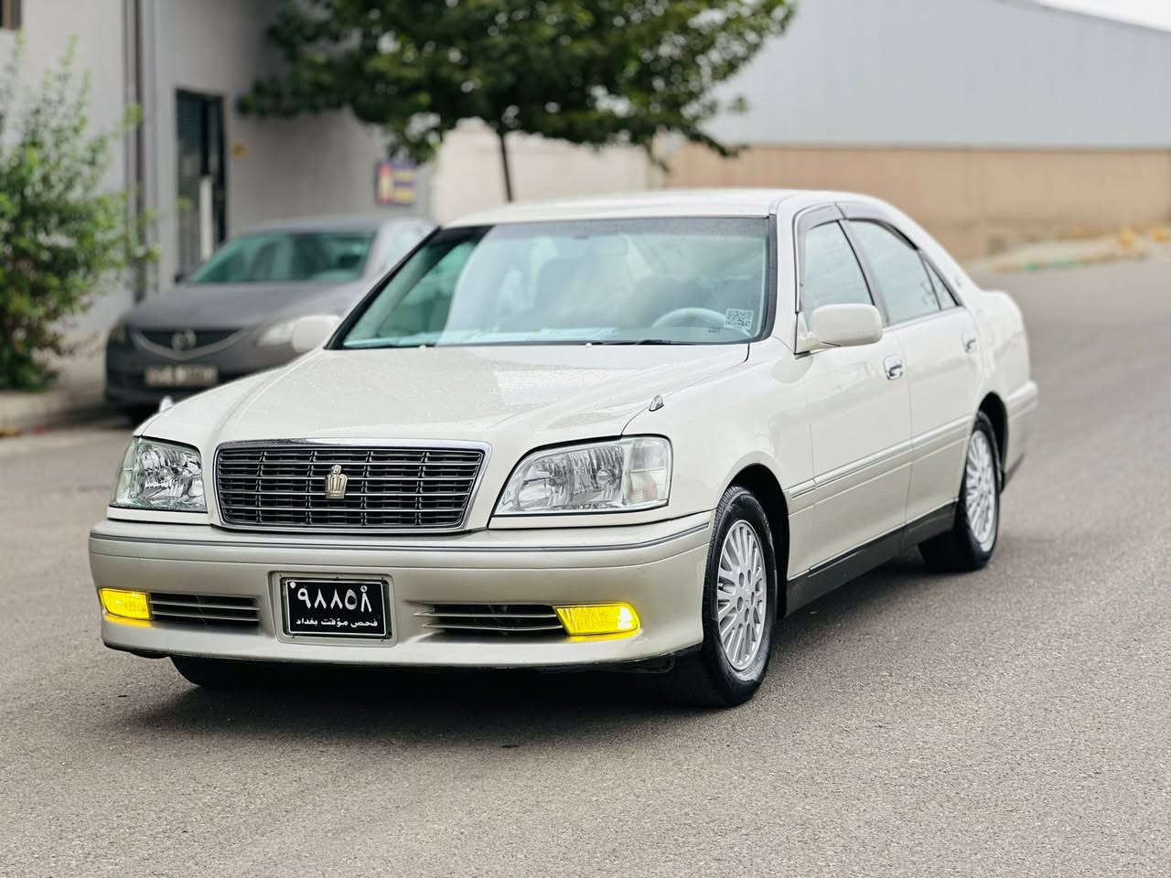 تويوتا كراون • VVTi • ٢ دوگمه