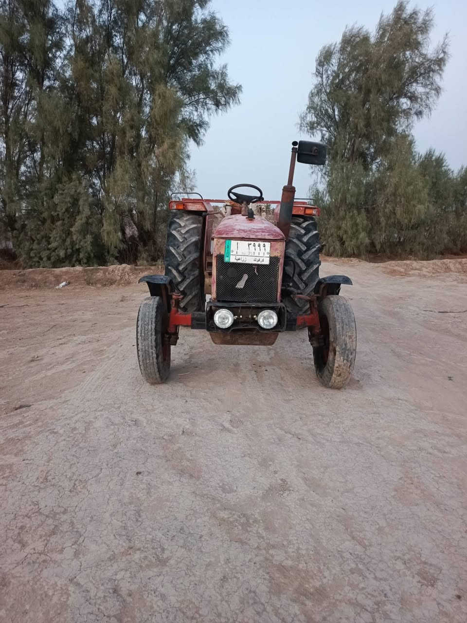 السلام عليكم مكينه عنتر البيع موديل 84،رقم وسنويه الماني مكفوله كفالة عامه محرك وبم وكير هودرليك تخم تاير بريك دهن سايدين كهربائيات فول باتري ابو 100باور جديد مكينه برغي ماتخلي عليهى العنوان بابل رقم الهاتف  ‏‪***********‬‏
