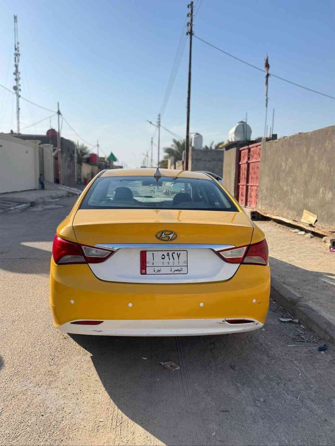 سوناتا ٢٠١١وارد كوري للبيع السعر ٧٥$ وبيهة مجال مكان البصرة رقم صاحب السيارة ***********
