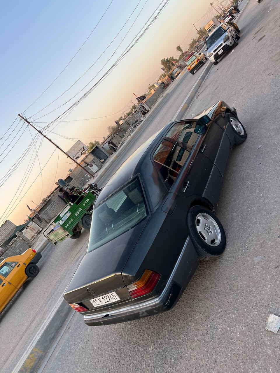 السلام عليكم 🫡
كفاله من ضربه وتبديل والخياس جديدة 🆕 سياره شرط شوف العين 

مارسدس دب E 300 موديل. 88 اصل 

محدث ٩٢ بالكامل. داخل وخارج 
سلايد طكتين جديد 🆕 بالكارتون مال كصه
كير ومكينه كفالة  شرط 

مكينة بلادية جداً نظيفة 
تخم تاير جديد 🆕 
تبريد شغال جديد 🆕 

ادامة كامله المكينه كلها 
ومنظومه البانزين بالكامل مبدله شرط
دبل فيت بم جديد 🆕 
دبل مراوح جديد 🆕 
حداديه كامله للخير نقص برغي مابيها

كهربائياتها كلها شغاله كامله كلها 

السيارة جاهز ومابيها كل نقص الحمدلله 

تحويل مباشر بشرط بسمي بغداد انكليزي 

سنويه لـ. 30 مشروع وطني 

مكاني كربلاء 

والسياره بالحقيقة احلى من الصور بهواي

وتجي وتشوف بعينك وتقتنع شي نضيف ومرتب 

السعر 61 وبيها مجال للشرايً 

***********

أدمن وافق بلا زحمه ممنون 🙏
