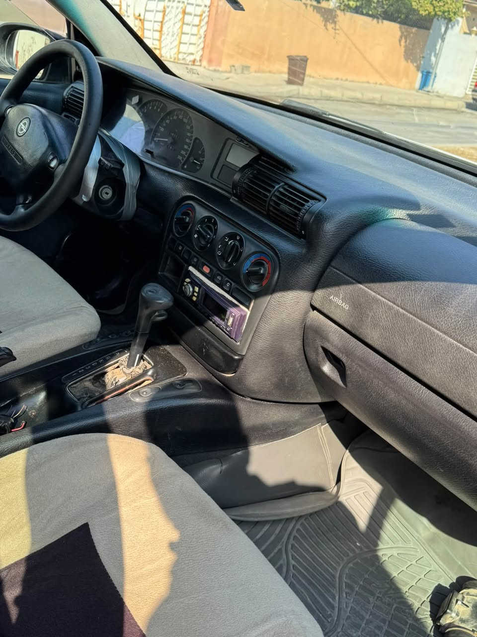 اوبل بزون 1998
گير اوتوماتيك بلاد محرك كبس بلاد 4 سلندر / تخم تايرات جديد / بدون ضربه / جميع كهربائيات شغال / صدر جديد / جامات اوتو / بشرط تحويل وغرامات 
السعر 34 وبيها مجال 
مكاني ديالى / خانقين 
***********
