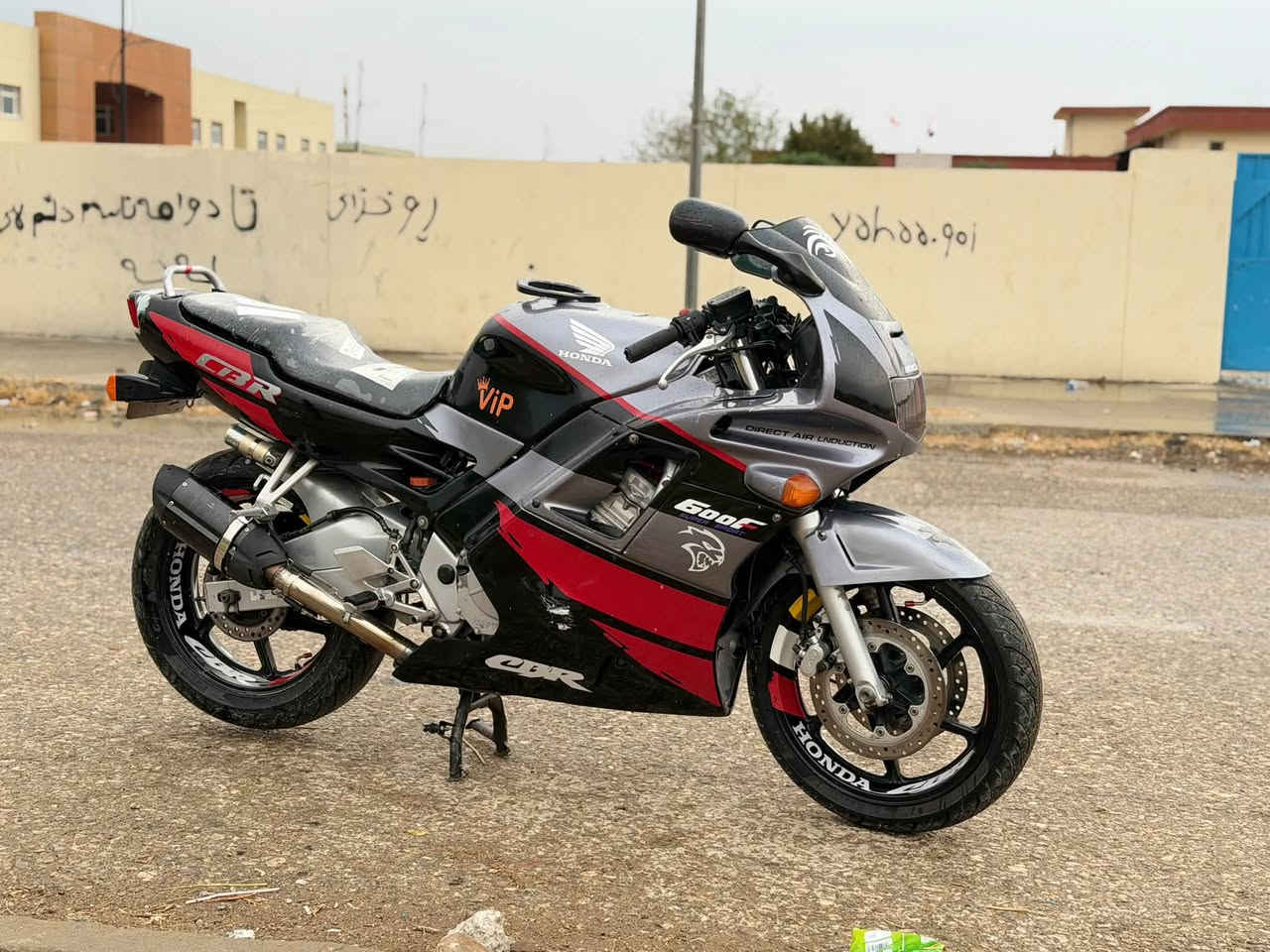 600f2 بۆ فرۆشتن هەموە گیانی بەشەرت مەکینە کەپس کارەی مەزبوت مەنەفیست بۆ سعر چات بکەن یان تەلەفون ***********
admin💙
