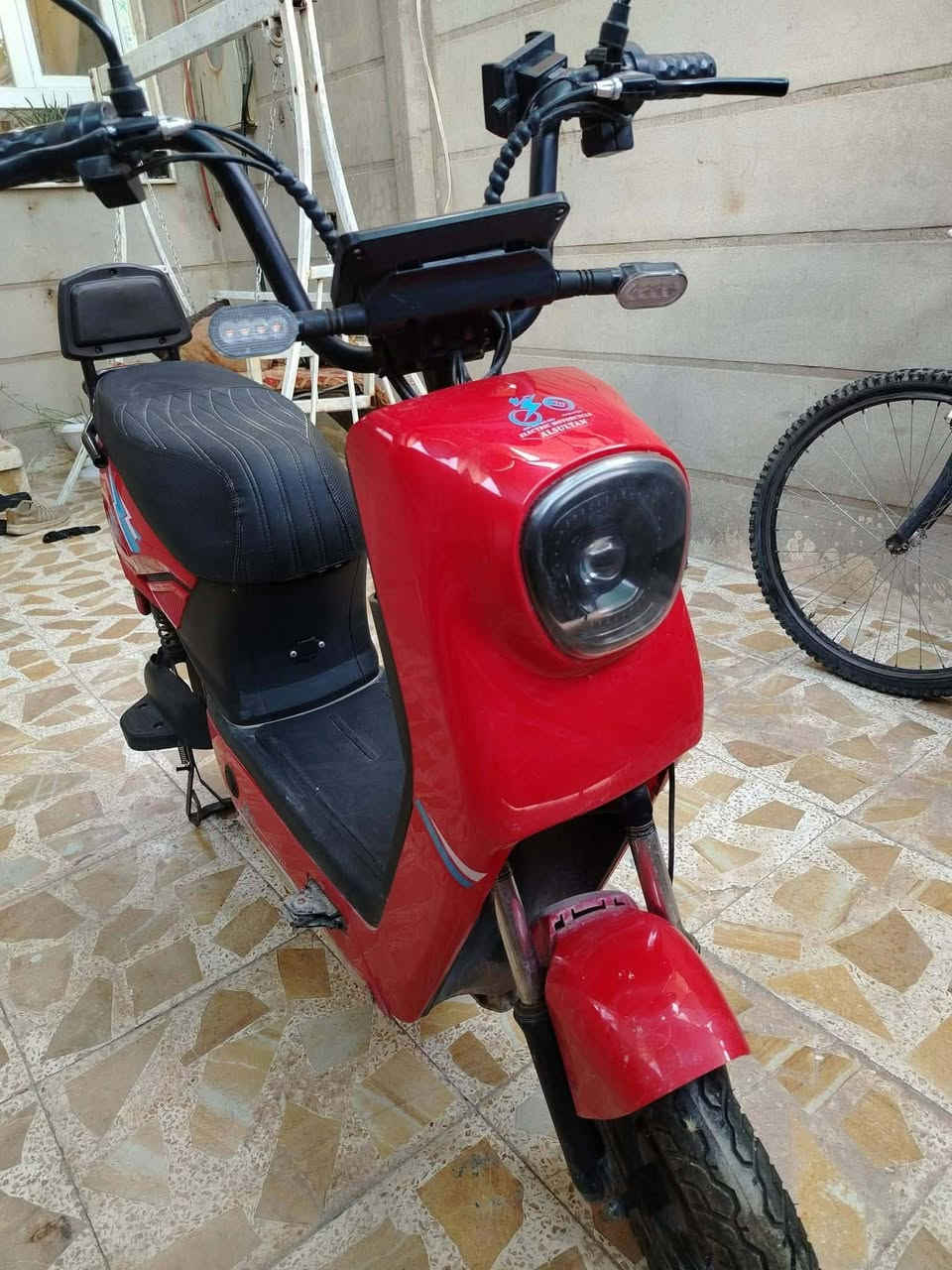 سلام عليكم ماطور شحن للبيع
موديل 2025

لايت عالي ناصي 

دبل اشاره يمين يسار

ملف 1000

كلشي ما ناقصو 

شغل وامشي

اربع نمر

لسعر 250بي مجال للشراي 

رقم التليفون ***********
عنواني موصل ايسر قرب دائرة المرور
