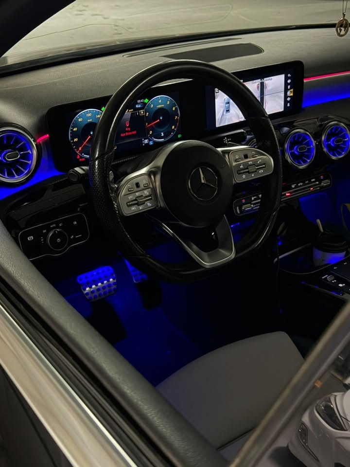 السلام عليكم
A Class
A220
2022
AMG kit
لون اسود 🖤
( مكينة مرسيدس بنز M260 مو رينو )
رقم بغداد بأسمي
ماشية 38 الف
خمس كاميرات
بانوراما .. دشبول شاشات متصلة
انارة محيطية 64 لون 
حساسات وردادارات

وارد امريكي ضرر خلفي + تبديل جاملغ امامي نفس اللون
بدون ايرباك ١٠٠٪؜
بسعر مناسب والشراي ما اقصر ويا 
تفاصيل اكثر واتس او اتصال
***********
