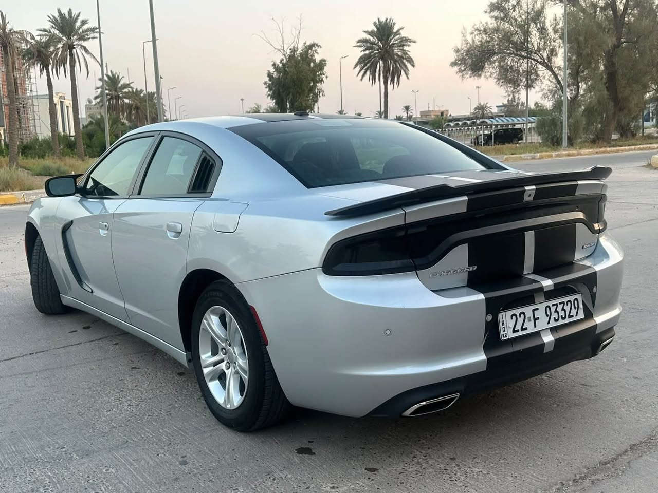 السلام عليكم 
للبيع جارجر2022  sxt امريكي حادث بسيط وموضح بالصور ايرباگ  درگه فقط ماشية 56  الف مايل السيارة جديدة وجاهزة من كلشي تايرات جديدة وصدر جديد 
مواصفات السيارة :•
• تو ويل 
• ⁠بصمة
• ⁠حساس خلفي
• ⁠كاميرا
• ⁠تشغيل عن بعد
• ⁠كشن كهرباء
• ⁠تبريد قطعتين
• ⁠منظومة زينون
• وباقي المواصفات معروفة
• ⁠السعر 235 ورقة  وبيها مجال
رقم الهاتف : ***********
