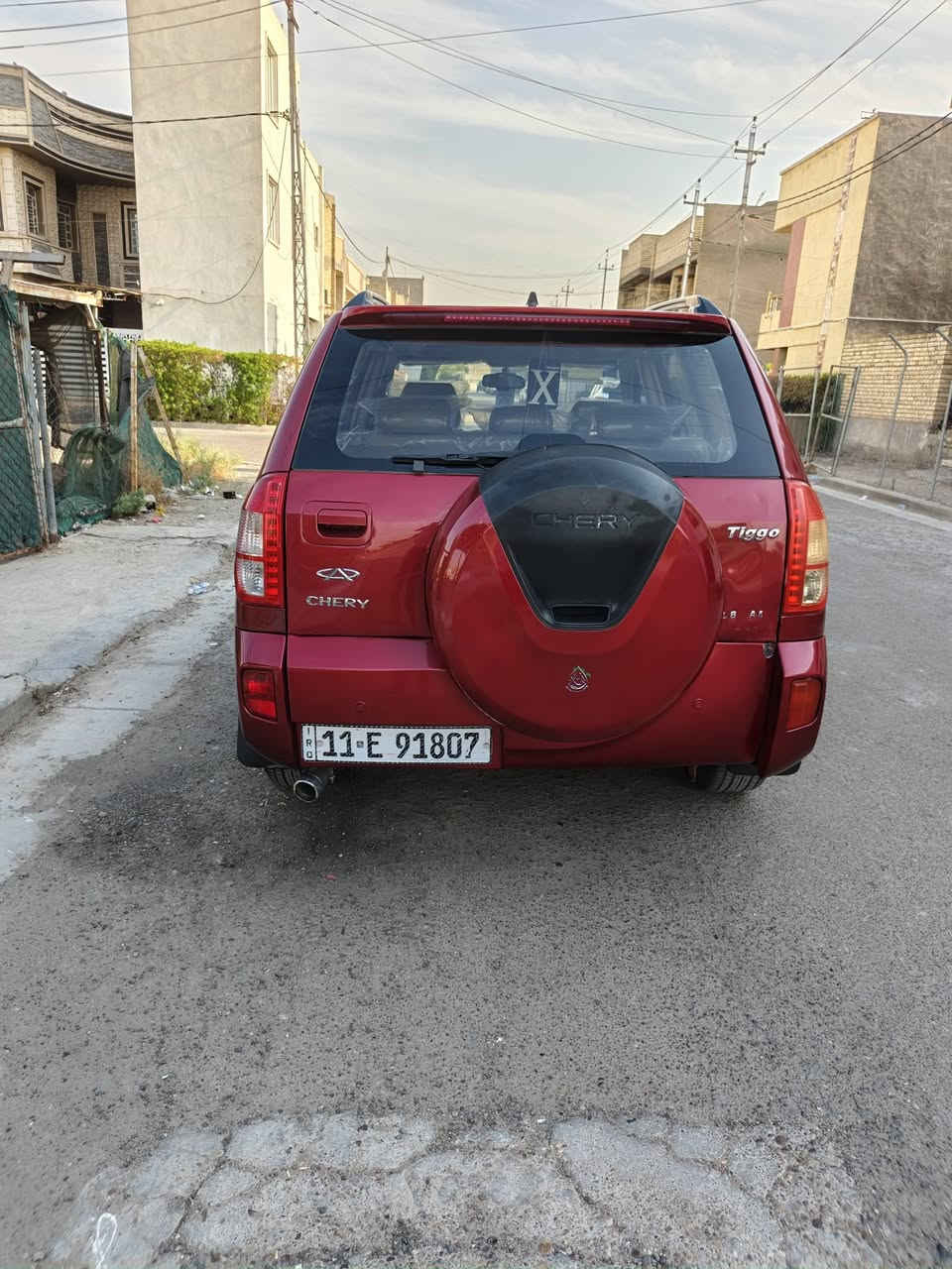 السلام عليكم
تيكو ٢٠١٣ رقم بغداد نكليزي 
السياره حلوه ونضيفه وجاهزه كير ومكينه وتبريد مكفولات تخم تاير جديد صدر جديد السياره مكفولة بس دعاميات صبغ وبيها شخطين خفيفات بصفحت اليمنه الغرفه نضيفه كهربائات كلها شغاله السعر 51وبيها مجال قليل العنوان شهدا البياع 
***********

