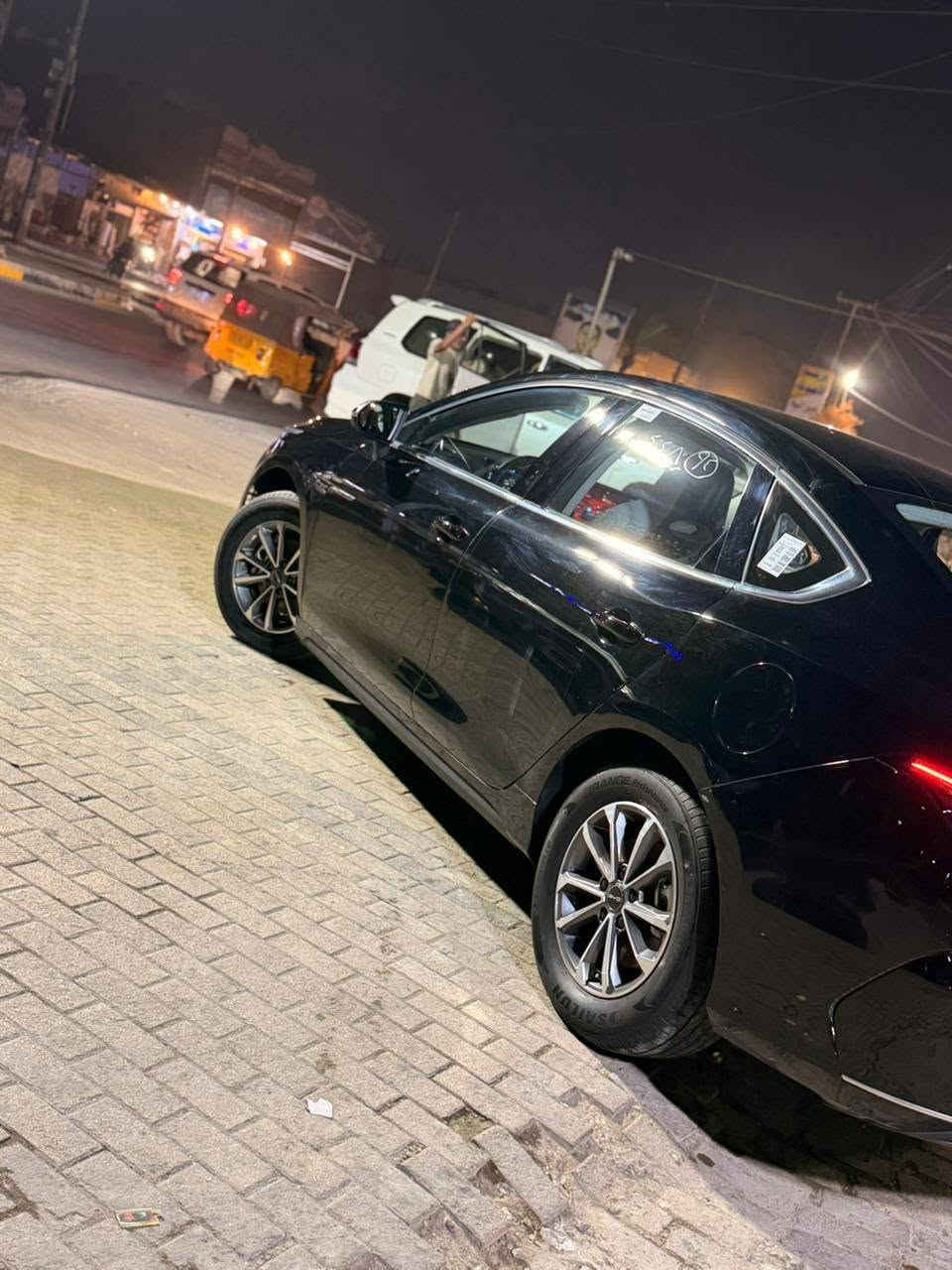 سلام عليكم BYD دسترويل 2025
السياره بعدها على وضع الشركة مكفوله
مكفوله كفاله عامه من صبغ وتبديل وحالوب وPDR
فول مواصفات لون أسود
كل ملحقات موجودة
مكان بغداد بلديات
ماشيه 10000 ألف 
الرقم***********
